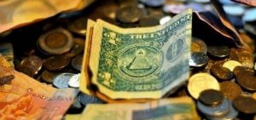 Почему нас убеждают отказаться от «живых» денег